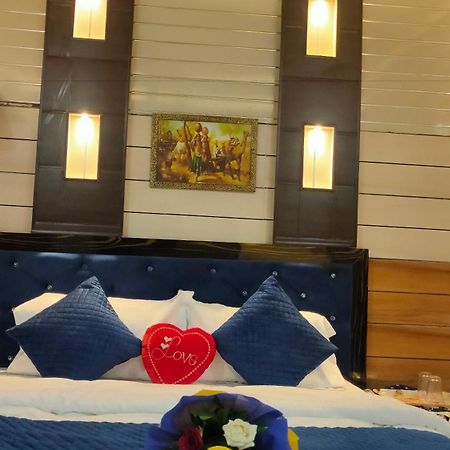 Sri Krishna Residency Otel Varanasi Dış mekan fotoğraf