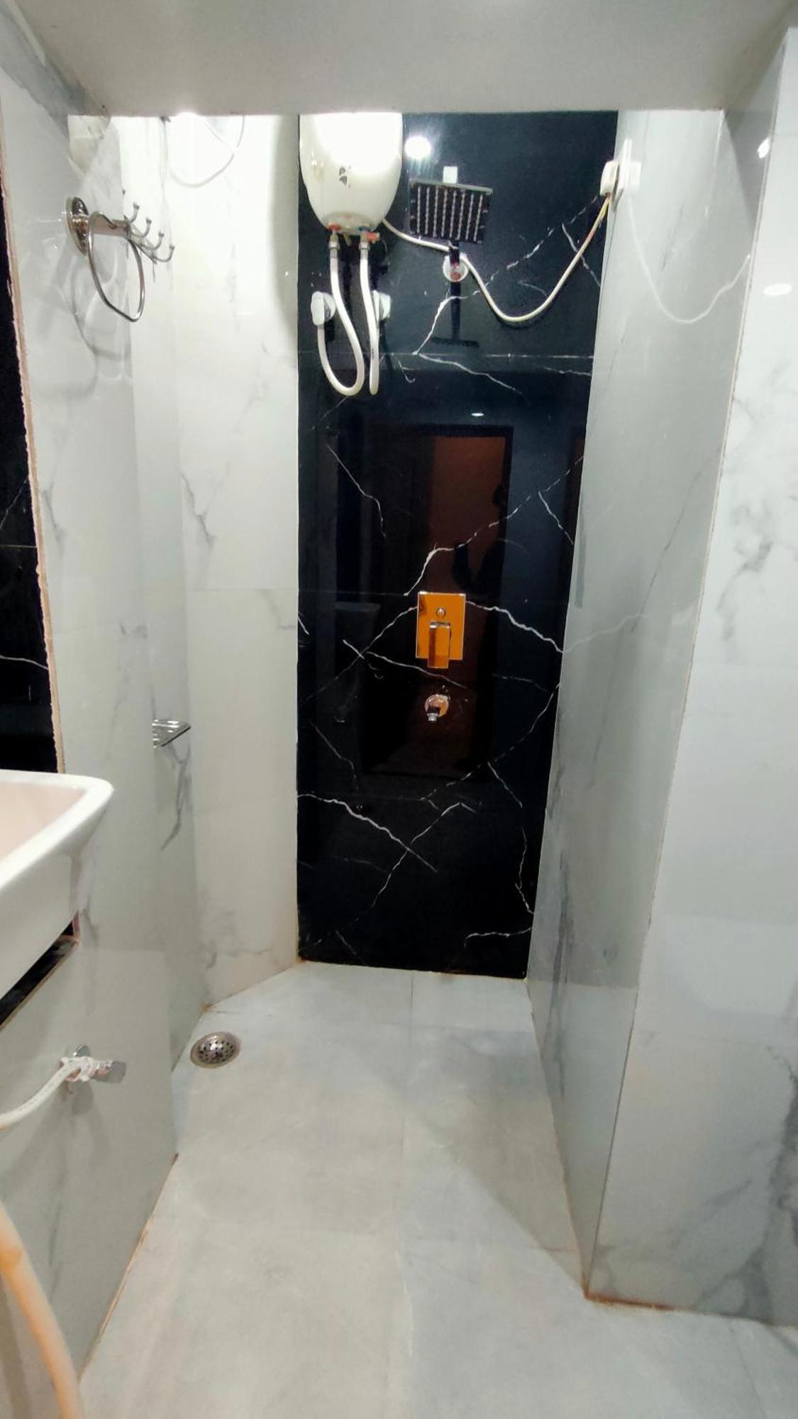 Sri Krishna Residency Otel Varanasi Dış mekan fotoğraf